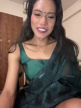 Snapshot of DarlingJenny22 chatting on June 2026 10:58:01 PM DarlingJenny22 online show from June 2026 10:58:01 PM