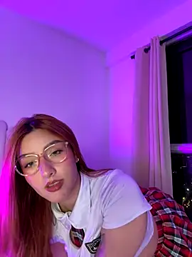 Snapshot of Anavi_ chatting on November 2025 11:35:01 PM Anavi online show from November 2025 11:35:01 PM