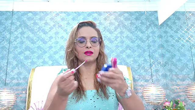 Snapshot of MarilynVega1 chatting on October 2025 02:39:02 PM MarilynVega1 online show from October 2025 02:39:02 PM