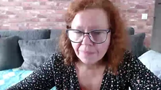 Adelewildx online show from October 2025 10:36:01 AM