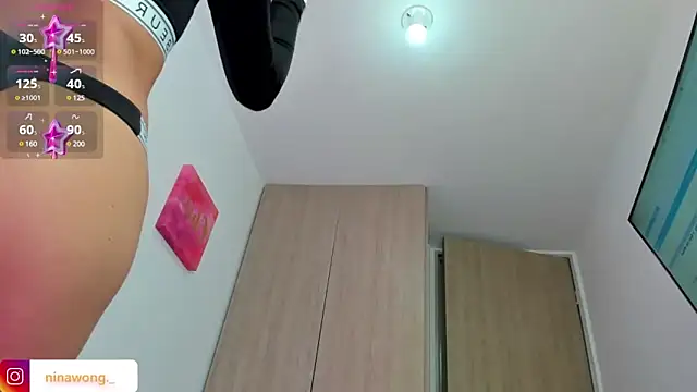 NinaWong online show from February 2025 05:04:02 PM