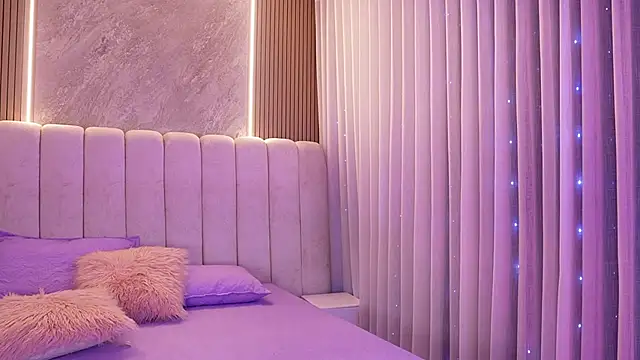 emyli sw  online show from March 2026 03:09:02 AM