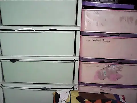 hotpusie 4u online show from January 2026 04:54:02 PM