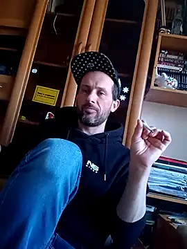 FireFox Feel online show from March 2025 07:58:02 AM