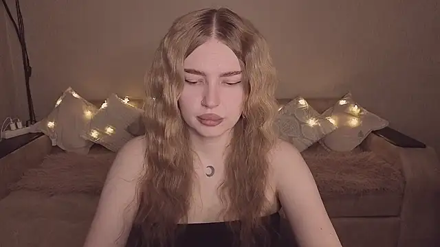 ViolettaLopez online show from March 2026 04:02:01 PM