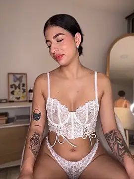 Veronica ar online show from June 2026 10:24:02 PM