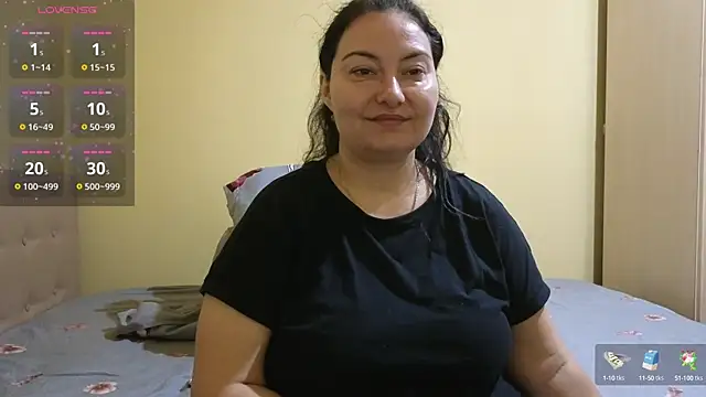 Snapshot of BBW_MILF_4U chatting on February 2025 06:57:01 AM BBW MILF 4U online show from February 2025 06:57:01 AM
