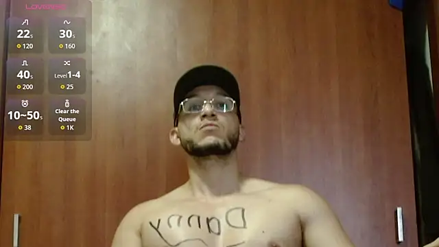 Snapshot of MarcusMilarc chatting on September 2025 08:25:02 PM MarcusMilarc online show from September 2025 08:25:02 PM