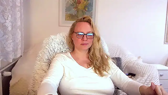 Sarah4you online show from December 2024 09:50:02 PM