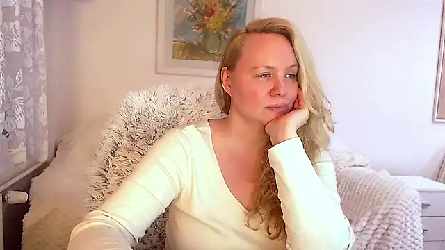 Sarah4you online show from January 2025 09:31:01 PM