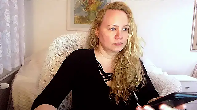 Sarah4you online show from January 2025 09:36:02 PM