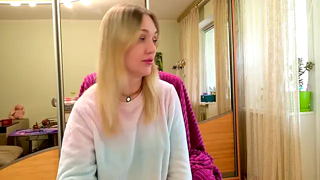 ModelEva online show from May 2026 07:57:02 AM