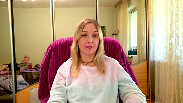 ModelEva online show from May 2026 08:42:02 AM