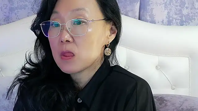 Snapshot of Asian_legs chatting on June 2026 09:55:02 AM Asian legs online show from June 2026 09:55:02 AM