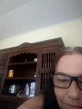 Snapshot of catdool chatting on January 2025 06:52:01 PM catdool online show from January 2025 06:52:01 PM