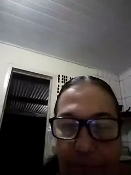 Snapshot of catdool chatting on January 2025 01:31:02 AM catdool online show from January 2025 01:31:02 AM