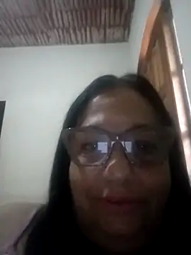 Snapshot of catdool chatting on October 2025 09:43:02 AM catdool online show from October 2025 09:43:02 AM