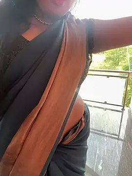 Dhiyapink online show from March 2025 10:04:01 AM