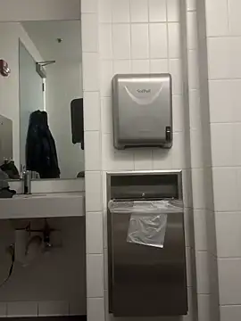 alextang2005 online show from February 2026 04:35:01 PM