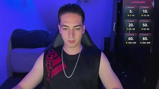 Alex smith00 online show from March 2025 10:21:01 PM