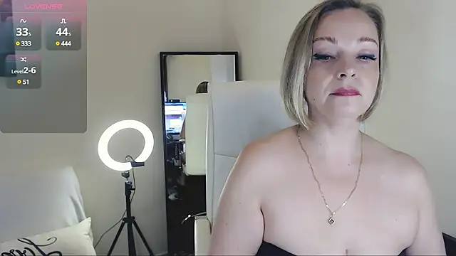 Tilly Eliot online show from February 2025 09:26:02 PM