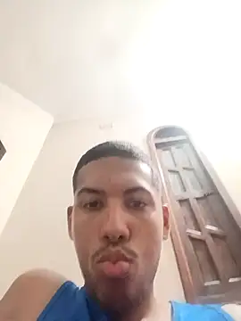 Vinicius5890 online show from April 2026 10:54:02 PM