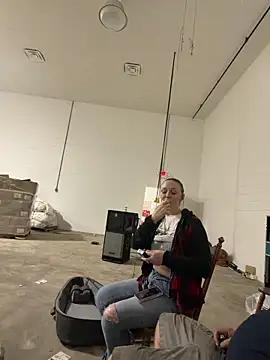 Charlie-N-Bubblez online show from March 2026 02:59:01 AM