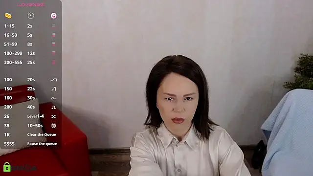 VickyGolden online show from November 2025 04:56:02 AM