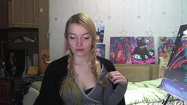 SecretSophia online show from December 2024 08:38:02 PM