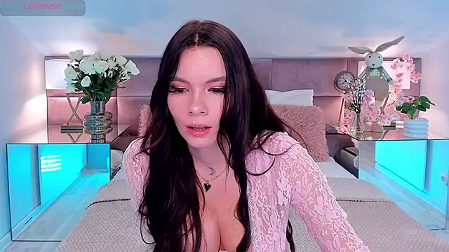 MiaMuse online show from April 2026 12:23:01 PM