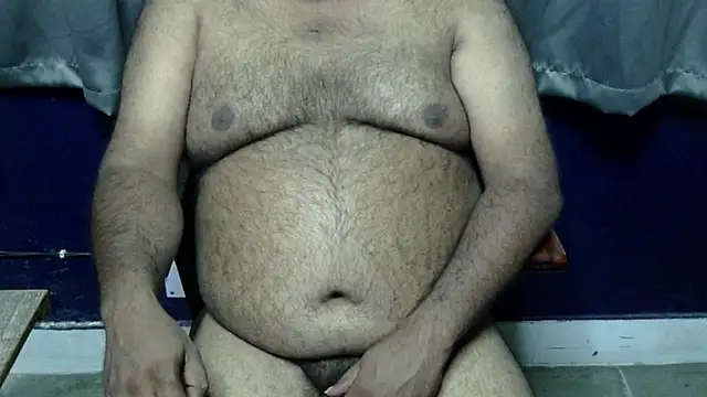 hairysubcub 70 online show from November 2025 05:56:02 PM