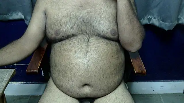 Snapshot of hairysubcub_70 chatting on July 2026 04:35:02 PM hairysubcub 70 online show from July 2026 04:35:02 PM