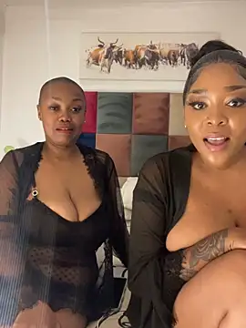Snapshot of sexyTHANDO chatting on April 2026 06:46:02 PM sexyTHANDO online show from April 2026 06:46:02 PM