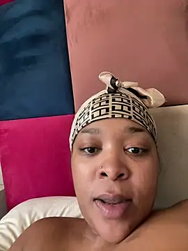 Snapshot of sexyTHANDO chatting on May 2026 05:26:02 AM sexyTHANDO online show from May 2026 05:26:02 AM