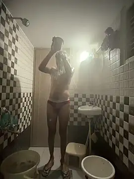 arhan3043 online show from December 2025 02:35:01 PM