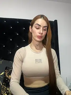 Snapshot of SofiaCarter chatting on January 2025 12:44:02 AM SofiaCarter online show from January 2025 12:44:02 AM