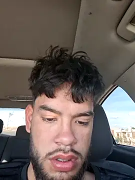 modelo38528061 online show from April 2026 11:10:02 PM