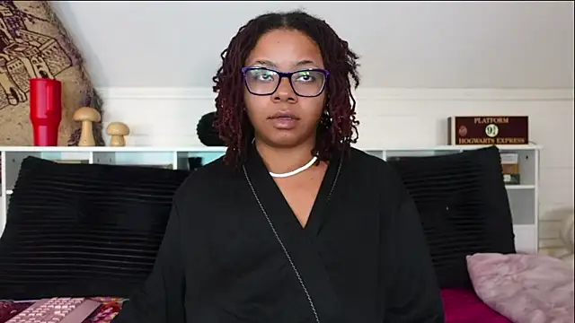 -khayaparker online show from February 2026 01:11:01 PM