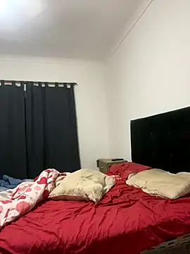 carlos01172011 online show from December 2025 12:00:01 PM