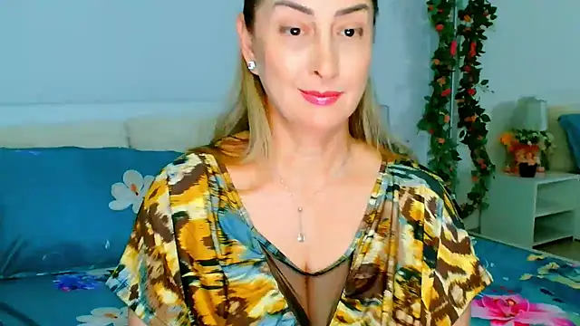 Snapshot of Tyana40 chatting on March 2025 05:31:01 AM Tyana40 online show from March 2025 05:31:01 AM