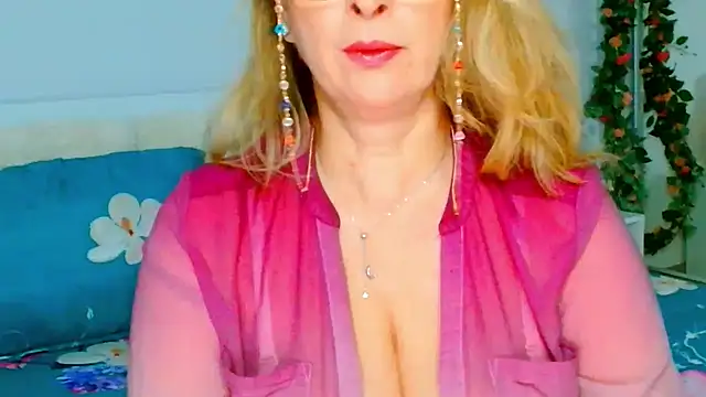 Snapshot of Tyana40 chatting on March 2025 02:29:02 AM Tyana40 online show from March 2025 02:29:02 AM