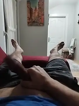 Aykut1990 online show from March 2026 07:39:01 PM