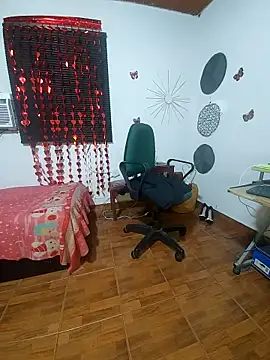 sharom smith1 online show from February 2025 07:05:01 AM