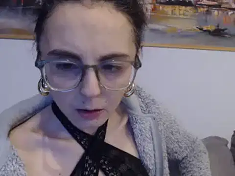 cleophee online show from February 2025 06:48:01 AM