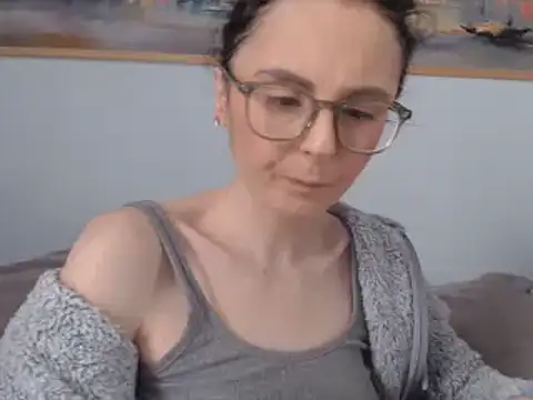 cleophee online show from March 2025 11:50:01 AM