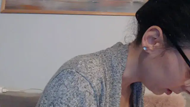 cleophee online show from February 2026 06:51:02 AM