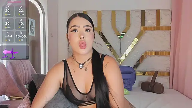 Snapshot of sophy_champagne chatting on July 2026 01:25:02 AM sophy champagne online show from July 2026 01:25:02 AM