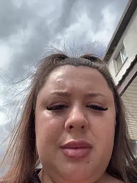 Sara Slow online show from May 2026 12:11:01 PM