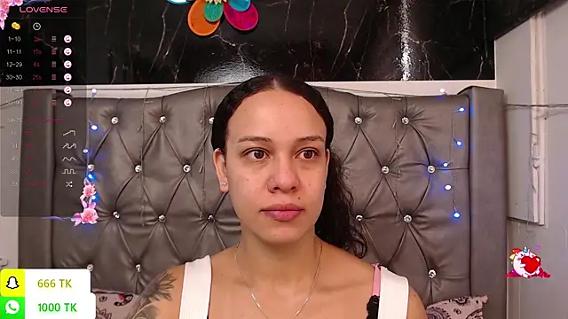 Snapshot of LAILAGUMMY chatting on July 2026 02:37:02 PM LAILAGUMMY online show from July 2026 02:37:02 PM