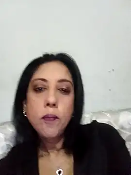 Mahi4luv online show from April 2026 05:50:02 PM